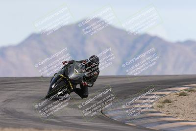 media/Nov-16-2025-Race Pace (Sun) [[8c5fa54630]]/Non Verified Riders (1st 20 Minutes)/6-Turn 12 (2pm)/